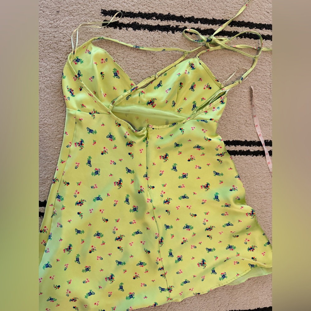Zara floral satin dress - Picture 6 of 10